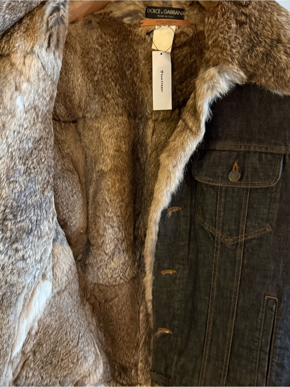 Vintage Dolce & Gabbana Dark Denim Jacket with Brown Rabbit Fur Lining - Picture 2 of 5